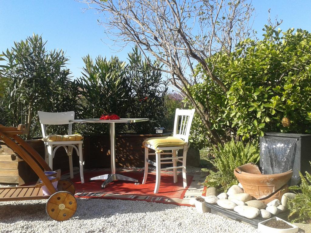 B&B Le Clos Des Cigales Кассі Номер фото