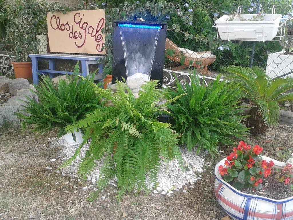 B&B Le Clos Des Cigales Кассі Номер фото